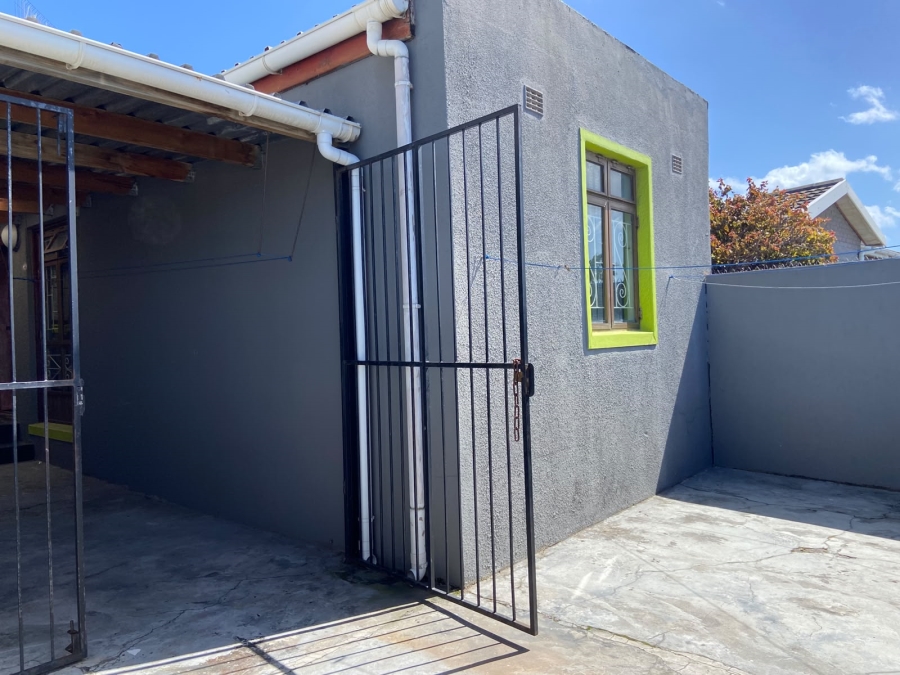 2 Bedroom Property for Sale in Crawford Western Cape